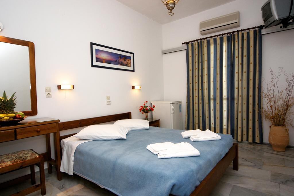 Anna Platanou Hotel Парос Номер фото